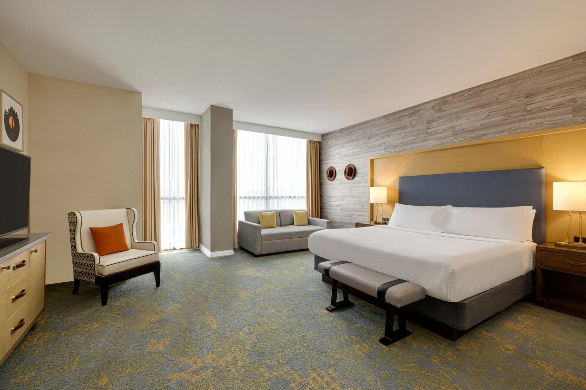 Holiday Inn & Suites Nashville Downtown Broadway Exterior foto